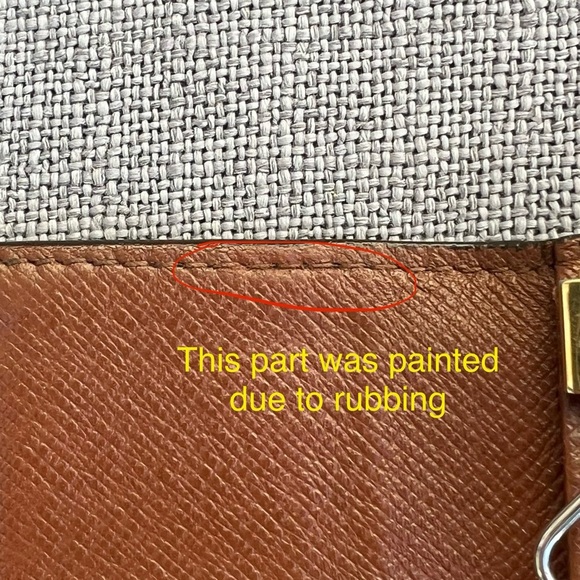 Louis Vuitton monogram key case 6 hooks - Picture 8 of 9